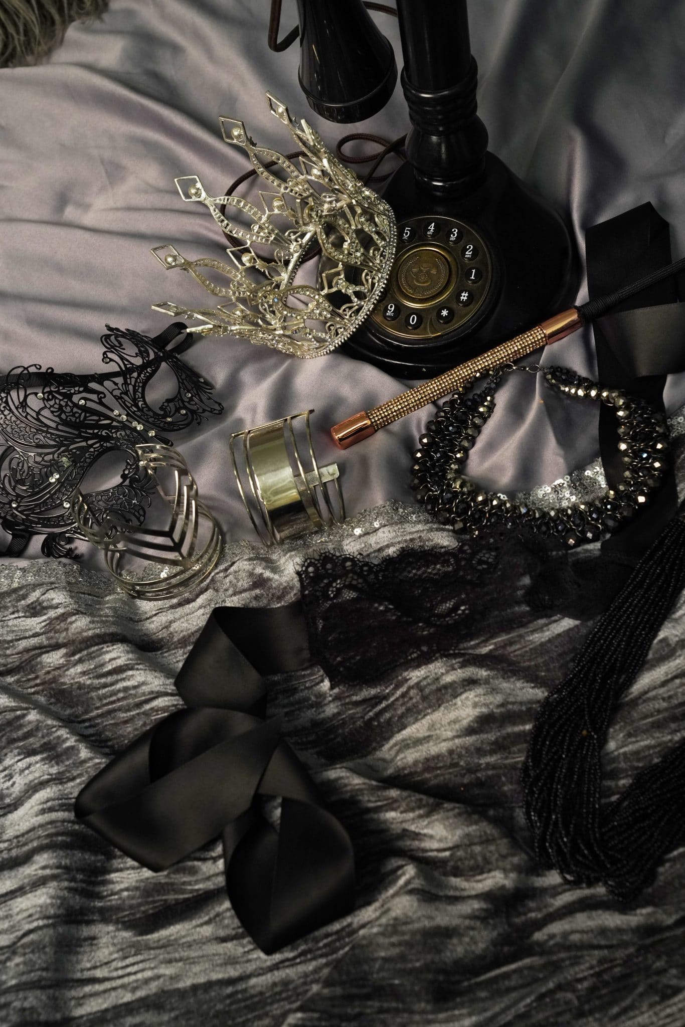 Boudoir props and accessories to spice up your portraits